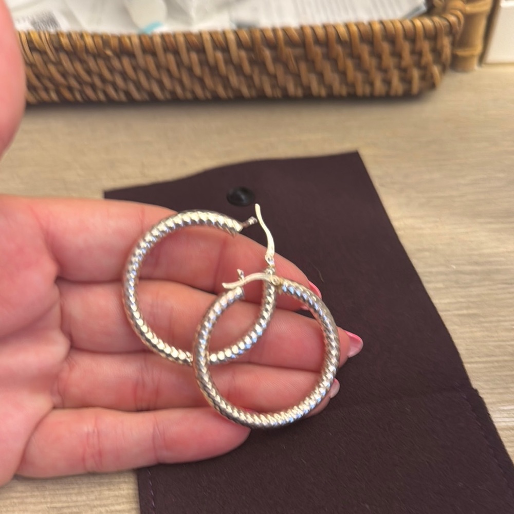 (Macys): Diamond Cut 925 SS Hoop Earrings